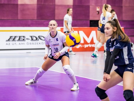 Nem bírtak a fehérvári röplabdás hölgyek a Békéscsaba csapatával